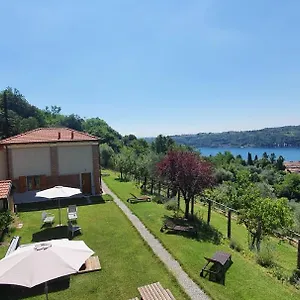 https://agriturismo-podere-nigriano.it-lombardy.com