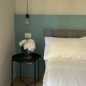 https://casa-savona.italymilanhotels.net