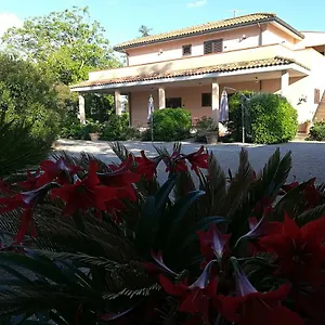 https://agriturismo-podere-san-carlo.it-tuscanyhotel.com